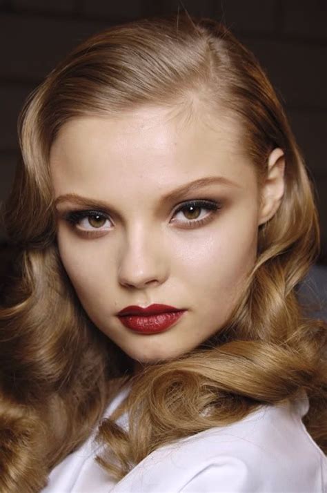 7 Ways To Achieve A Glamorous 1950s Makeup Look Artofit