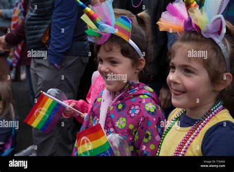 Niños Gays Fotografías E Imágenes De Alta Resolución Alamy