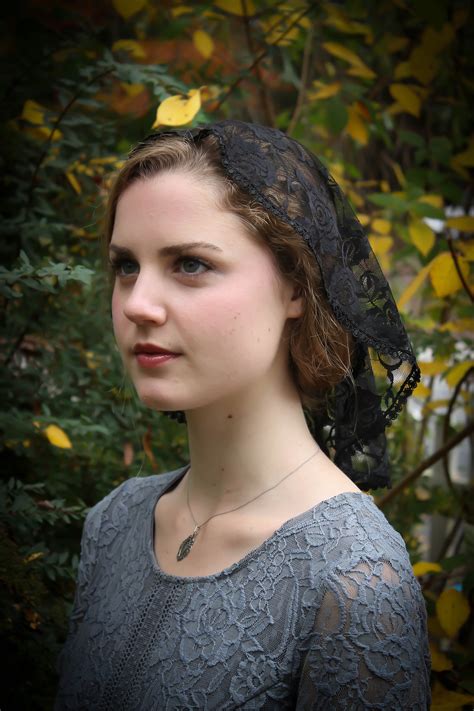 Evintage Veils~ Princess Style Roses And Pearl Trim Traditional Catholic Black Or White Lace