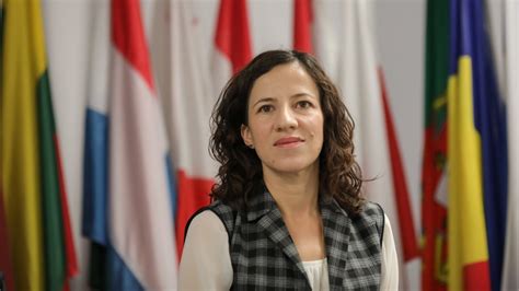 Roxana M Nzatu Numit Vicepre Edinte Executiv Al Comisiei Europene Ce