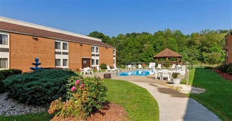 Comfort Inn from $70. Bluefield Hotel Deals & Reviews - KAYAK