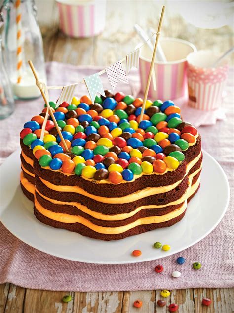 7 Recetas Muy Fáciles De Tartas De Lacasitos Para Tus Fiestas Y Cumpleaños