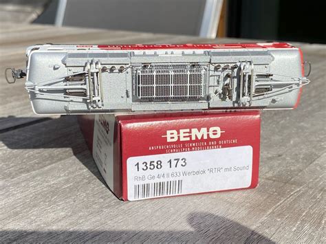 RhB H0m Bemo 1358 173 Ge 4/4 II 633 ZUOZ RTR Werbung (Neu (gemäss ...
