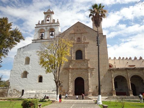 Templo De Santa Maria Magdalena Cuitzeo Michoacán México Santa