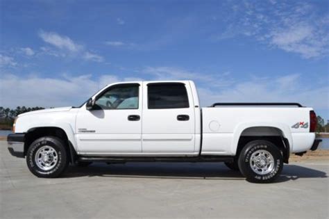 Sell Used 2006 Chevrolet Silverado 2500 Crew Cab Lt 4x4 Diesel In Walker Louisiana United