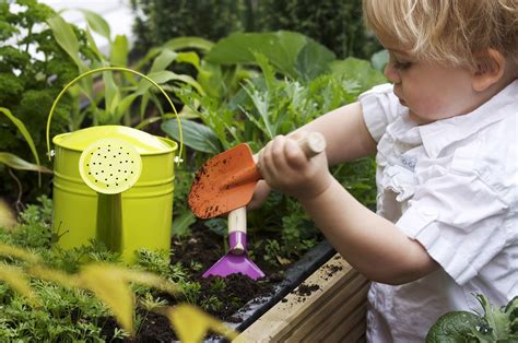 Summer Gardening With Kids Made Simple And Fun