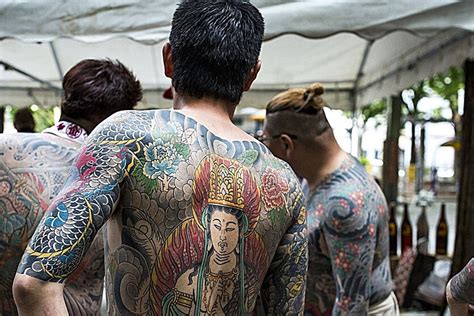 La lenta agonía de la yakuza de Japón Internacional