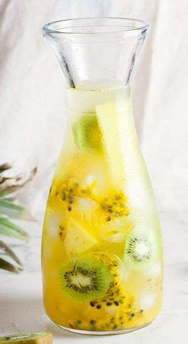 Spa Water With Pineapple Kiwi And Passion Fruit Flavored Water Infused Water Recipes Fruit