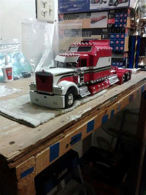 .is all but custom truck's & car's | Model truck kits, Kenworth trucks ...