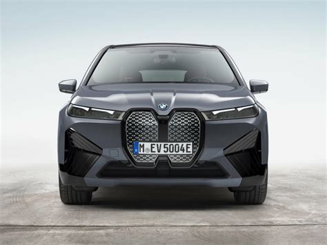 BMW iX xDrive40 - (Battery Energy 76.6 kWh, Torque 630 Nm) - Electric ...