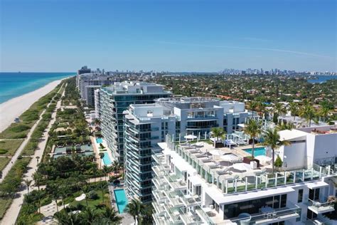 hotels in miami beach oceanfront - Aura Mcewen