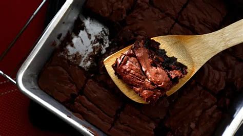 Undercooked Brownies Easy Fixes Cake Decorist