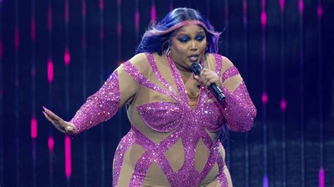 Lizzo Taking Over From Yeah Yeah Yeahs On ‘snl Cnn