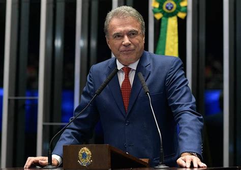 Alvaro Dias Lidera Em Disputa Ao Senado Diz Pesquisa Do IPESPE