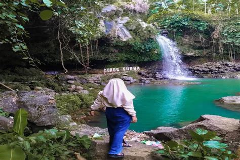 Curug Sumba Keindahan Alam Purbalingga Yang Memiliki Dua Aliran Air