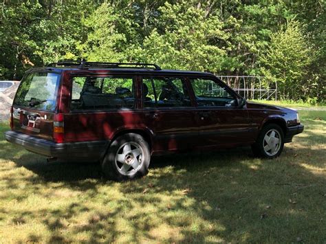 Maroon K Volvo Turbo Wagon For Sale Guyswithrides