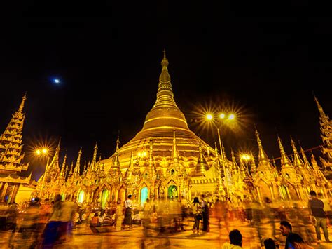 Shwedagon Pagoda At Night