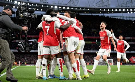 Arsenal Supera A Liverpool Y Se Acerca A La Cima