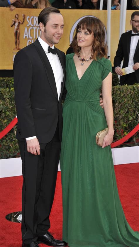 Vincent Kartheiser And Wife Alexis Bledel Celebrity Couples Vincent