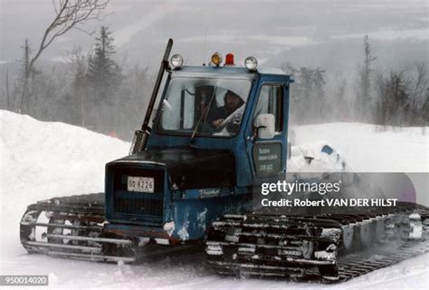 Déneigeuse Photos And Premium High Res Pictures Getty Images