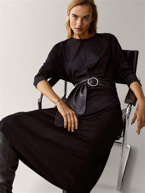 New In Collection For Women Massimo Dutti Fall Winter 2020 In 2020 Crewneck Dress Dresses