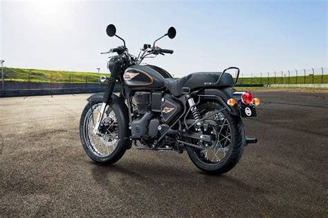 Royal Enfield Bullet 350 Black Gold On Road Price Rto Insurance Features Colours Mileage