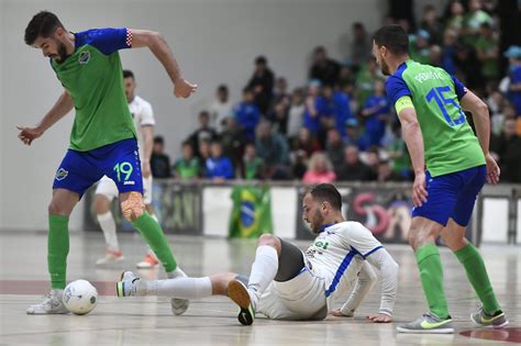 Slobodna Dalmacija Polufinale Prvenstva Hrvatske U Futsalu Omi Ani