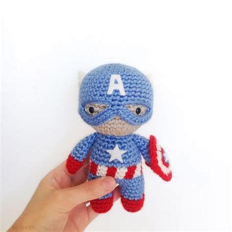 PATRÓN GRATIS del Capitán América Amigurumi paso a paso en español