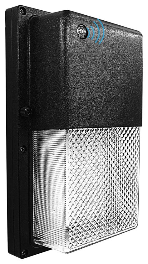 13 Watt LED Dusk To Dawn Outdoor Security Wall Pack Transitional