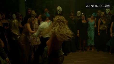 SANDRA MAJKA Nude AZNude