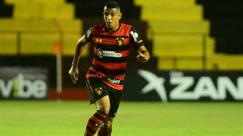 CRB Contrata Volante Yago Ex Sport E CSA E Lateral Bryan Gabriel NE45