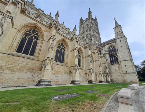 gloucester cathedral  paulneptune  deviantart