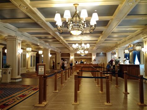 Review: Disney's Newport Bay Club at Disneyland Paris - Travel to the Magic