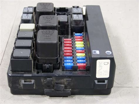 2002 Nissan Altima Under Hood Fuse Box Diagram