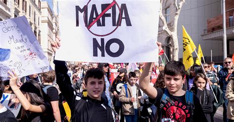 Italy expands controversial program to take mafia children from their ...