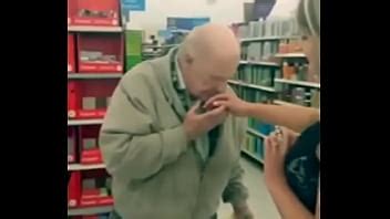 Slut Fingers Herself On Walmart And Lets Strangers Sniff Her Finger XVIDEOS
