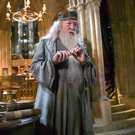 29 Dumbledore Quotes That Will Inspire You To Do Magical Things Harry Potter Books Harry Potter