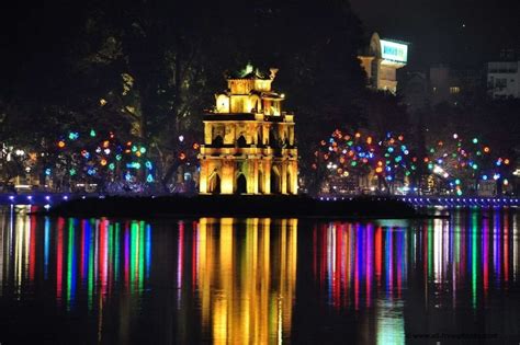 Weekend Hanoi Night Market Street Food Tour