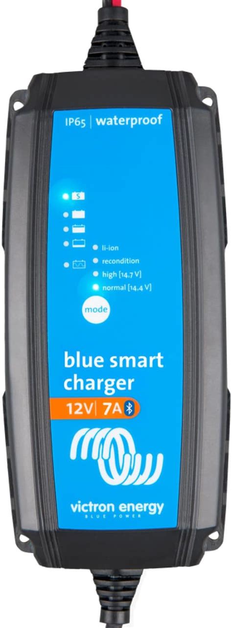 Victron Energy Blue Smart IP67 12 Volts 17 ampères 230V Chargeur de