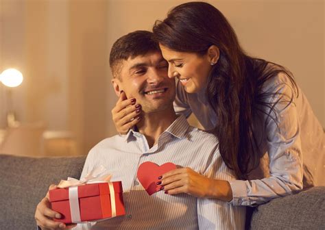 Choisir le cadeau de Noël parfait pour lui Message d amour