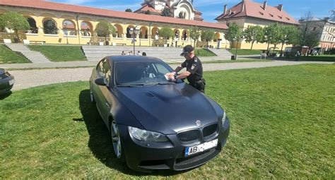 Foto Tirea Ta Poli Ia Local La V N Toare De Bmw Uri N Cetatea