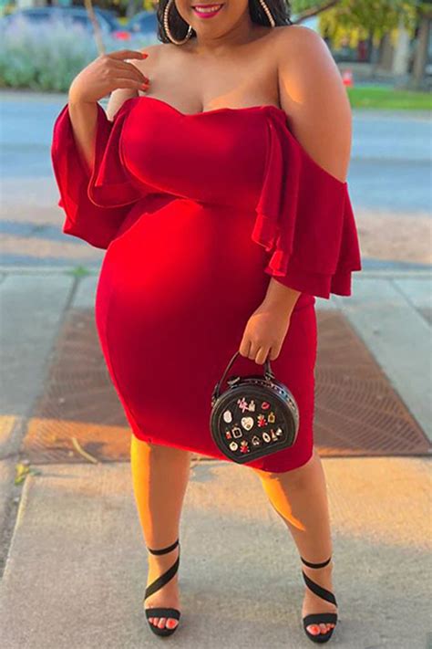 Wholesale Red Sexy Plus Size Solid Backless Off The Shoulder Short Sleeve Dress K61325 2 Online