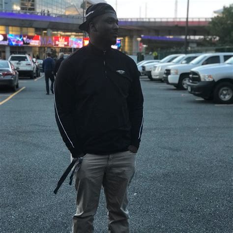 The community reacts to the new kings funeral home building design