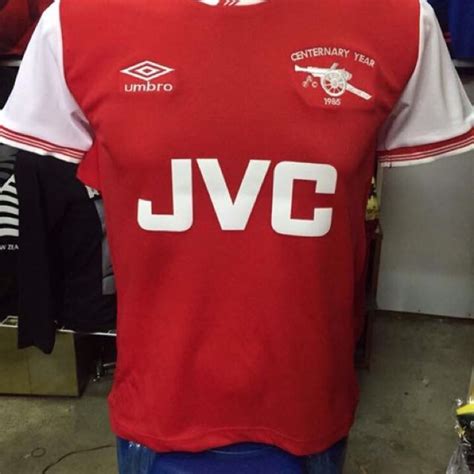 Arsenal Retro Jersey, Men's Fashion, Bottoms, Shorts on Carousell