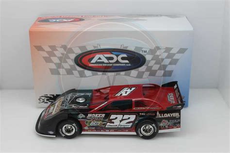 Bobby Pierce 2021 #32 1:24 Dirt Late Model Diecast