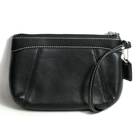 Coach Black Leather Wristlet Wallet | semashow.com