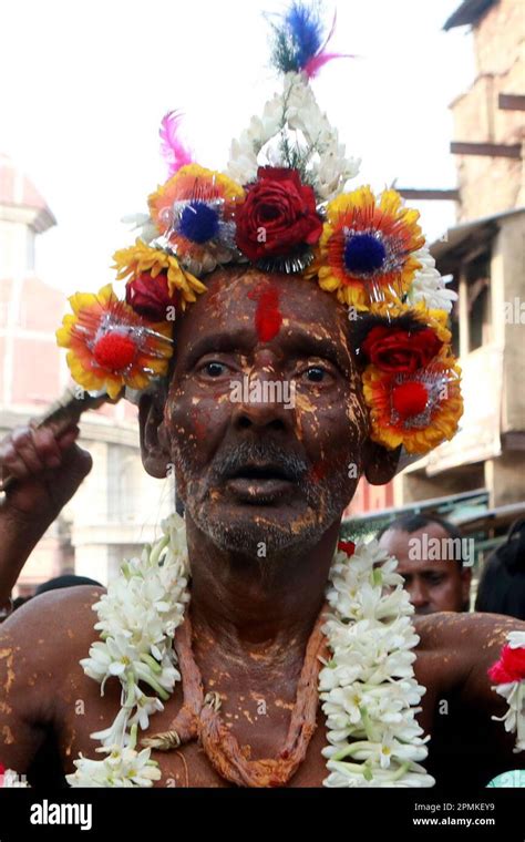 Kolkata India 13th Apr 2023 Hindu Devotees Shiv Gajon Festival