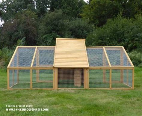 Sussex And Double Run Chickens Backyard Chicken Coop Chicken Coop Plans