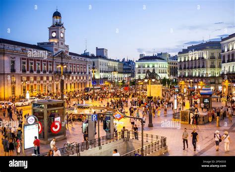 Puerta Del Sol Madrid Spain Stock Photo Alamy