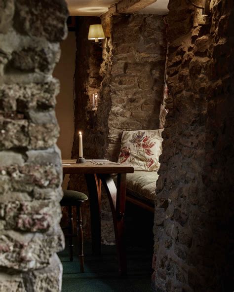 Guide for visiting the lamb inn nomansland salisbury this week 28